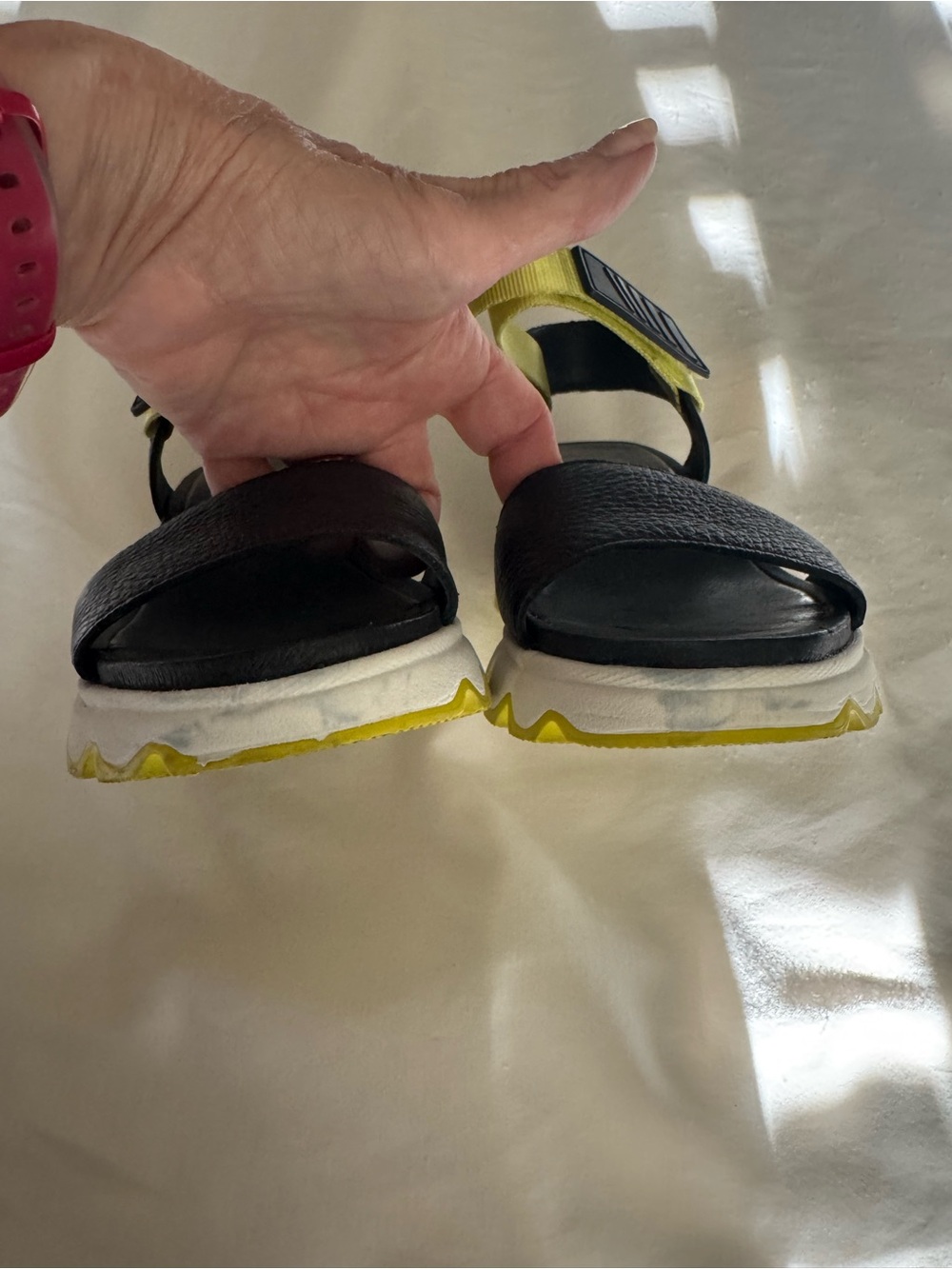 Sorel Kinetic Woman’s Black Platform Sport Sandals with Lime Accents 7M - Picture 8 of 12